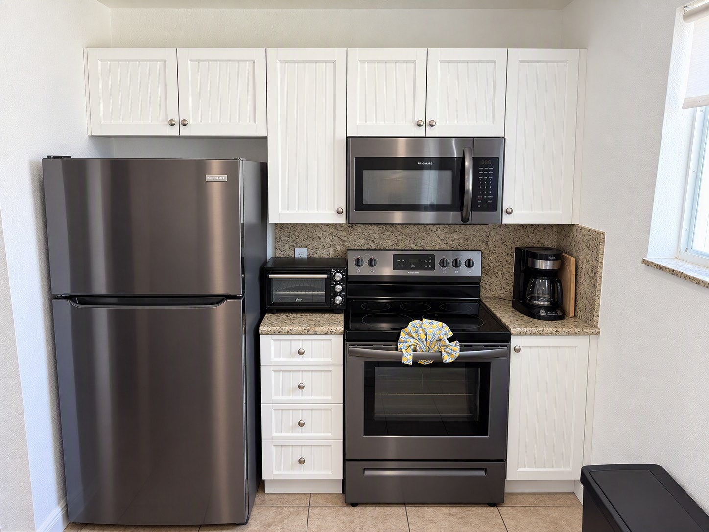 Fully equipped kitchen