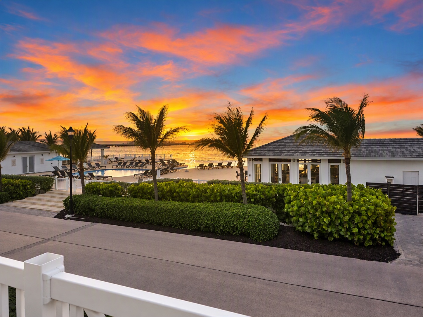 Sunset at a waterfront restaurant on Bimini